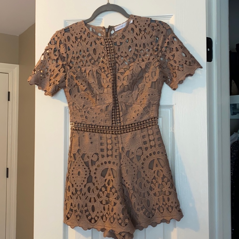 Ministry of style- taupe brown lace romper size 2